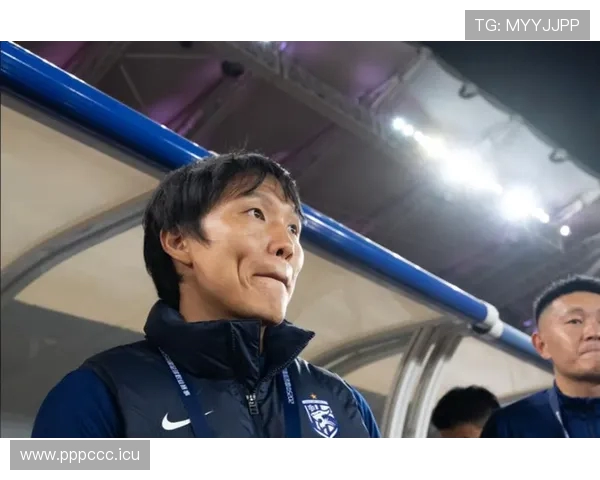 邓卓翔继续执教武汉三镇俱乐部全力推进解除转会禁令问题